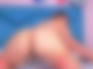 Live cam show with EmiilyStone - Thong on nudelive.tv