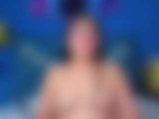 Live cam show with EmiilyStone - Thong on Camsoda