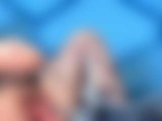 Live cam show with EmiilyStone - Green Eyes on Camsoda