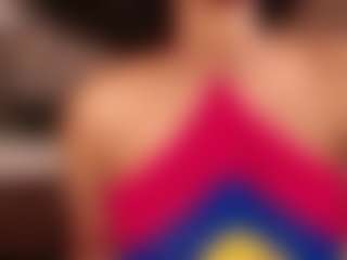 Live cam show with Hillary-queen - Bedroom on SinfulBabes