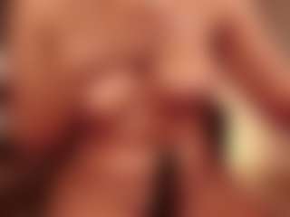 Live cam show with Hillary-queen - Teen (18+) on Gym Cam Girls