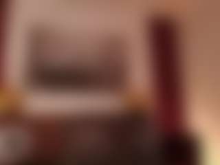 Live cam show with Hillary-queen - Ebony on Gym Cam Girls | colombia