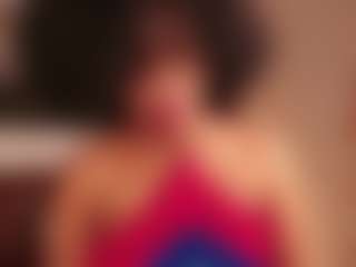 Live cam show with Hillary-queen - Natural on CamClone