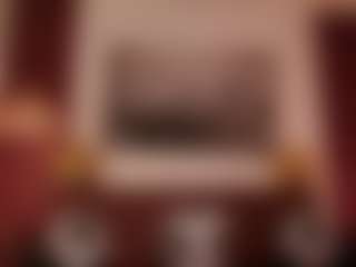 Live cam show with Hillary-queen - Black on CamClone