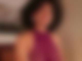 Live cam show with Hillary-queen - BBW Ebony on camwithhim.com