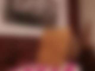 Live cam show with Hillary-queen - Athletic Ebony on Instabang