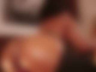Live cam show with Hillary-queen - Ebony on Free Soda | colombia