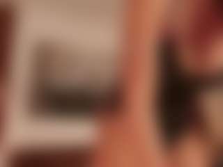 Live cam show with Hillary-queen - Bedroom Black on StripNow