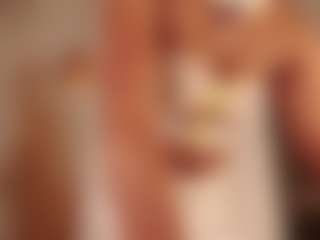 Live cam show with Hillary-queen - Athletic Ebony on CamwithHer