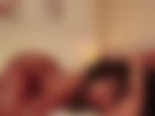 Live cam show with Hillary-queen - Ebony Teen (18+) on TeamSkeetLive