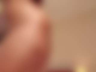 Live cam show with Hillary-queen - Athletic Ebony on Nude Chat * 1 On 1 Webcam Sex * Live Cam Show