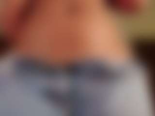 Live cam show with Hillary-queen - Deepthroat on madthumbs