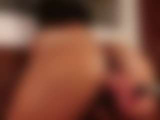 Live cam show with Hillary-queen - Foot Fetish on AdultVida.com