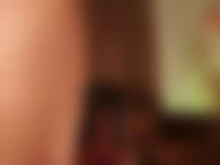 Live cam show with Hillary-queen - Solo on StripNow