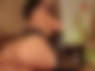 Live cam show with Hillary-queen - Living Room on Camsoda.co