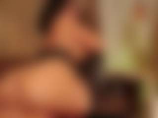 Live cam show with Hillary-queen - Smoking on Camsoda
