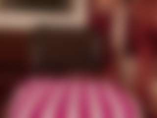 Spettacolo in cam dal vivo con Hillary-queen - Black Young Adult su Camsoda