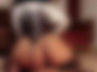 Live cam show with Hillary-queen - Young Adult on Pornisteam.com