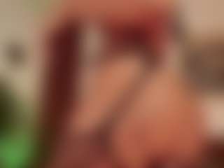 Live cam show with Hillary-queen - Ebony Fetish on Mixed Magazine Live