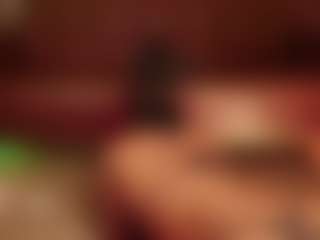 Live cam show with Hillary-queen - Ebony Teen (18+) on Camsoda