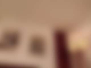 Live cam show with Hillary-queen - Dildo Or Vibrator on madthumbs