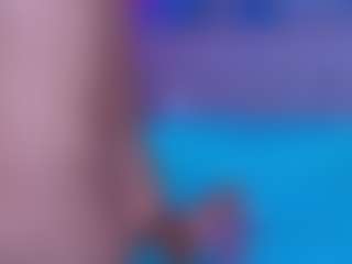 Live cam show with mia-xs - Red Hair on studioflirtlive.com