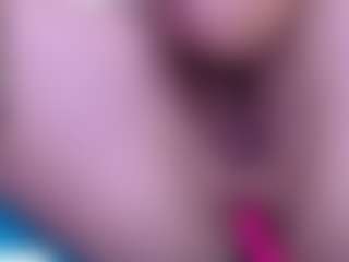 Live cam show with mia-xs - Red Hair on sexylive.show