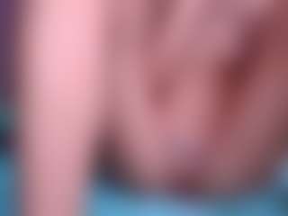 Live cam show with mia-xs - Living Room on StripNow