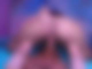 Show en direct avec mia-xs - Red Hair sur Camsoda