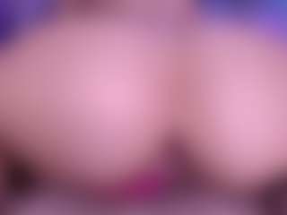 Live cam show with mia-xs - Facial Piercings on Camsoda