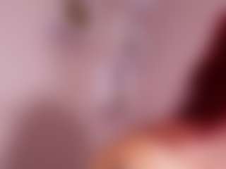 veronica-777's Live Sex Cam Show