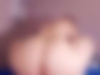 veronica-777's Live Sex Cam Show