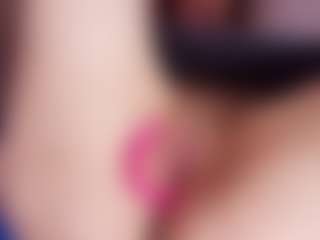 veronica-777's Live Sex Cam Show