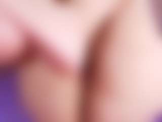 veronica-777's Live Sex Cam Show
