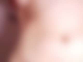 veronica-777's Live Sex Cam Show