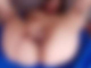 veronica-777's Live Sex Cam Show