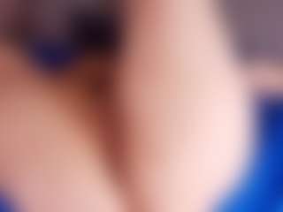 veronica-777's Live Sex Cam Show