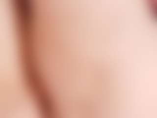 veronica-777's Live Sex Cam Show