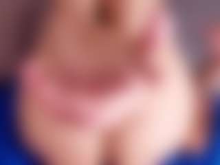veronica-777's Live Sex Cam Show