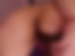 veronica-777's Live Sex Cam Show