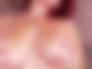 veronica-777's Live Sex Cam Show