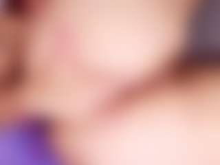 veronica-777's Live Sex Cam Show