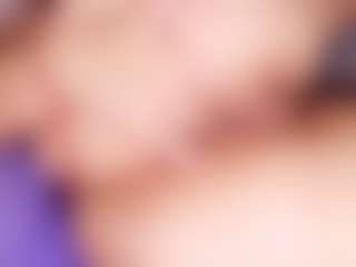 veronica-777's Live Sex Cam Show