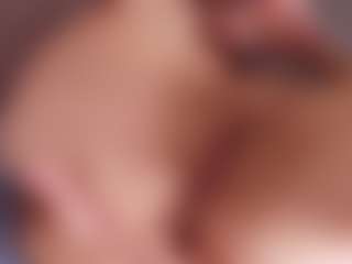 veronica-777's Live Sex Cam Show