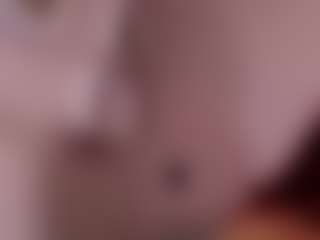 veronica-777's Live Sex Cam Show