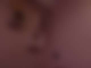 veronica-777's Live Sex Cam Show