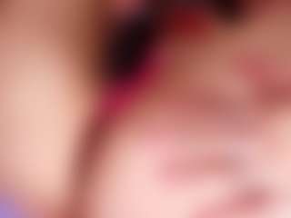 veronica-777's Live Sex Cam Show