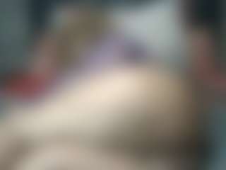JoySexy48 MILF webcam performer live streaming