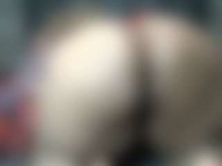 Live cam show with JoySexy48 - Blowjob on AdultVida.com