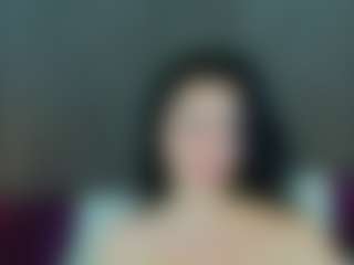 Live cam show with KitnissKiss - Brown Eyes on Uber Horny